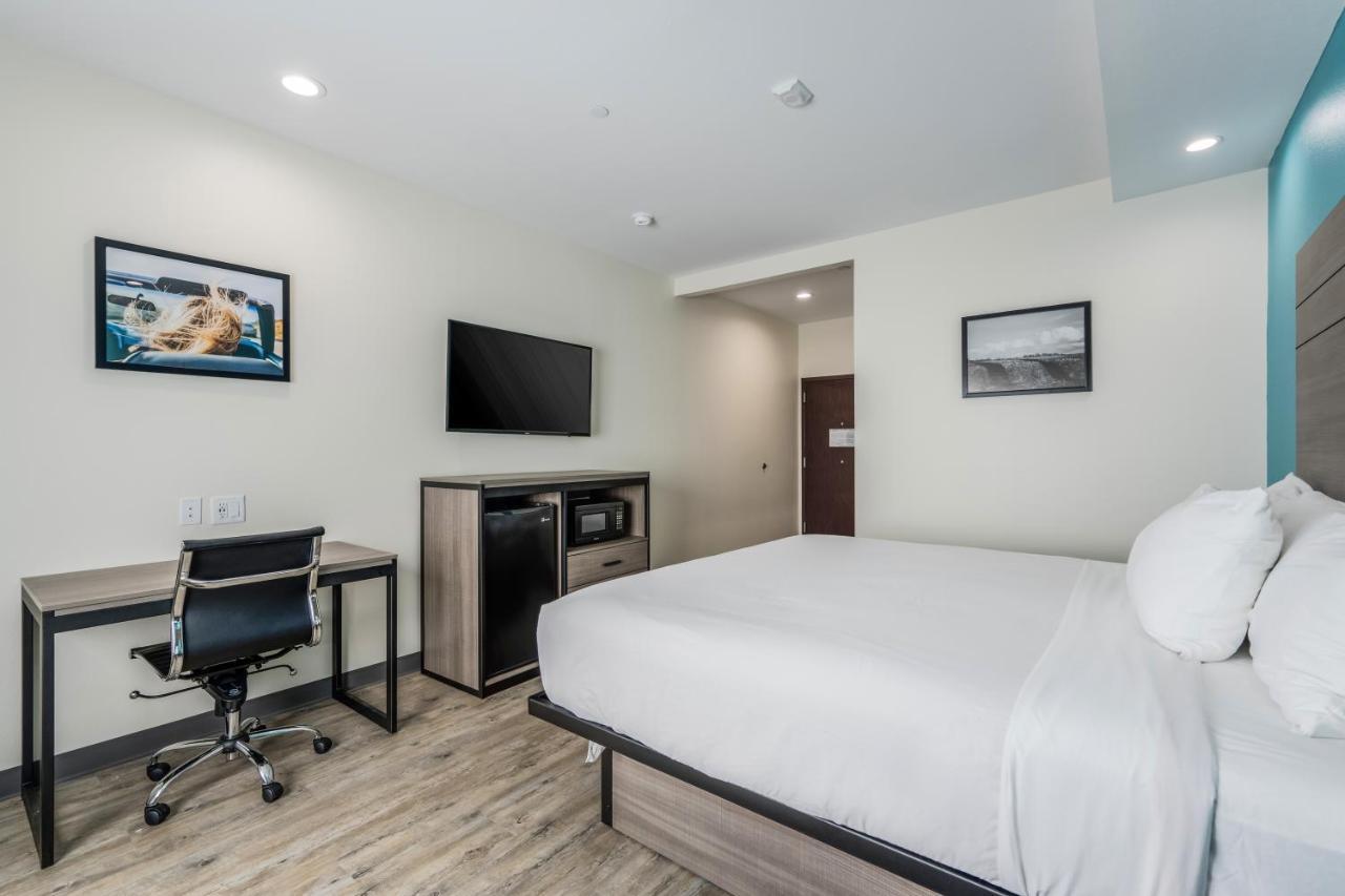 Americas Best Value Inn & Suites Katy Extérieur photo